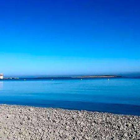 Kali Nitta Salento 산티시도로